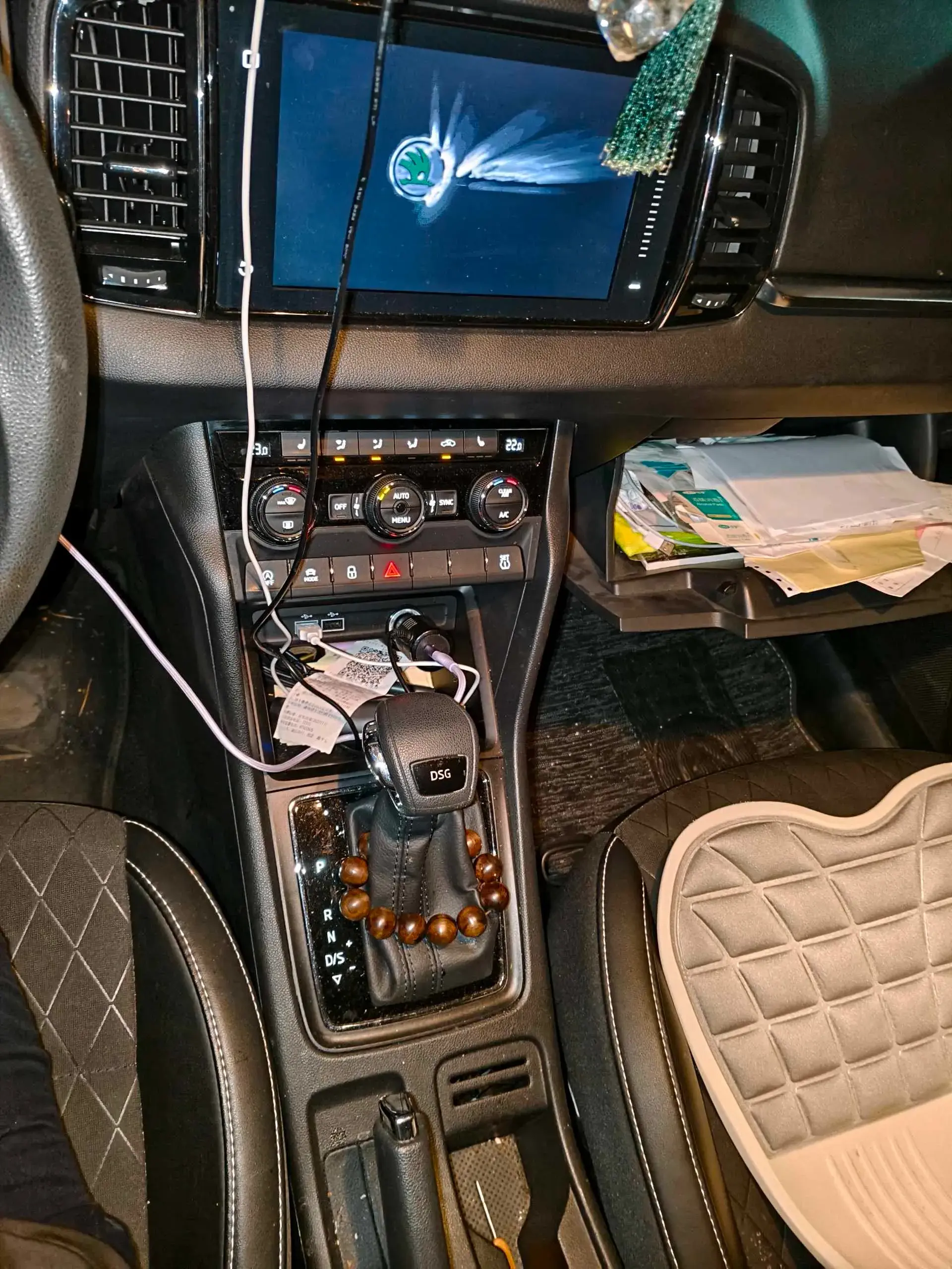 2018 SKODA KAROQ thumbnail 4