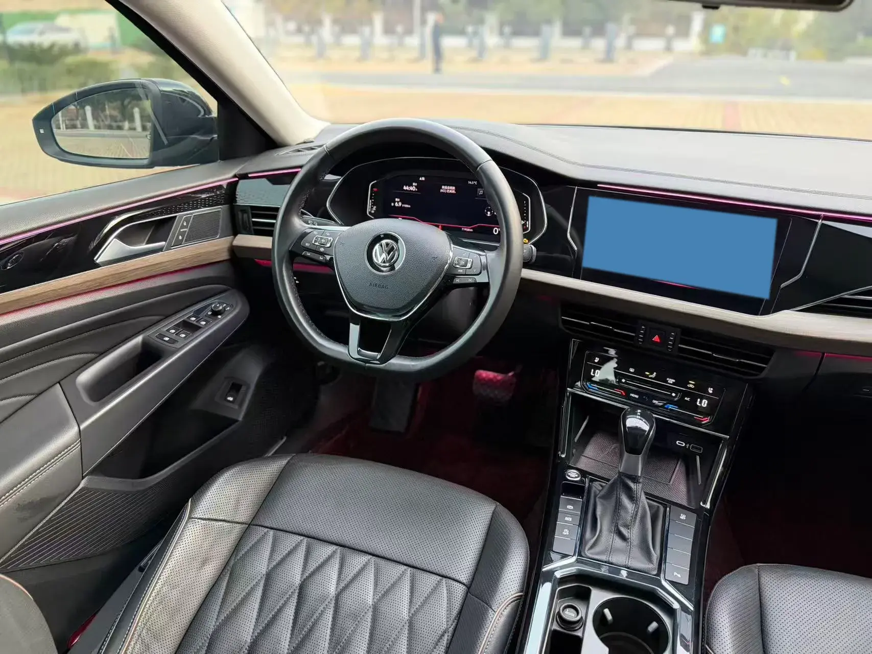 2020 VOLKSWAGEN PASSAT thumbnail 4