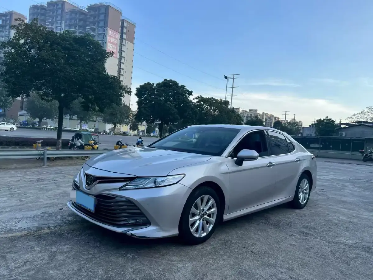 2019 Toyota Camry 2.0L 178HP L4 CVT