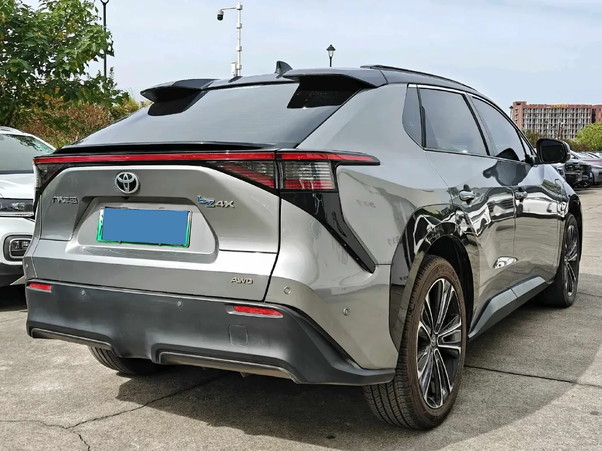 2022 Toyota bZ4X BEV 66.7KWH,autocango,china used car exporter,china ev exporter,chinese used car exporter,chinese used ev exporter