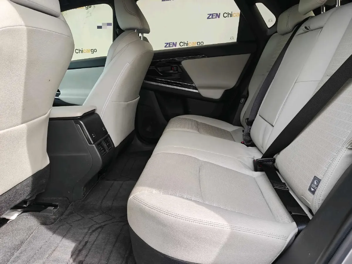 2022 Toyota bZ4X BEV 66.7KWH,autocango,china used car exporter,china ev exporter,chinese used car exporter,chinese used ev exporter