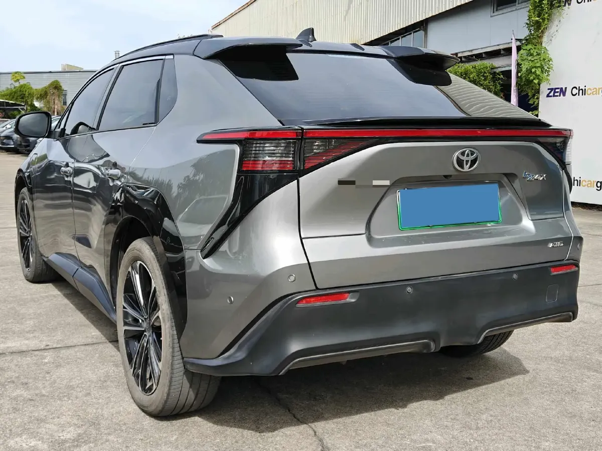 2022 Toyota bZ4X BEV 66.7KWH,autocango,china used car exporter,china ev exporter,chinese used car exporter,chinese used ev exporter