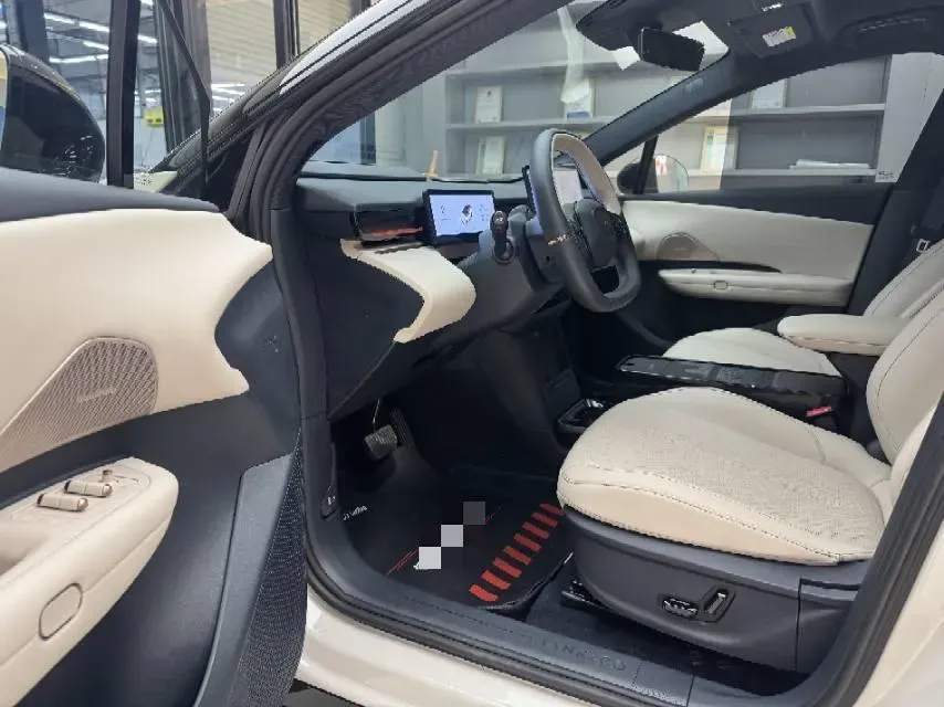 2025 LYNK&CO Z20 BEV 61.47KWH,autocango,china used car exporter,china ev exporter,chinese used car exporter,chinese used ev exporter