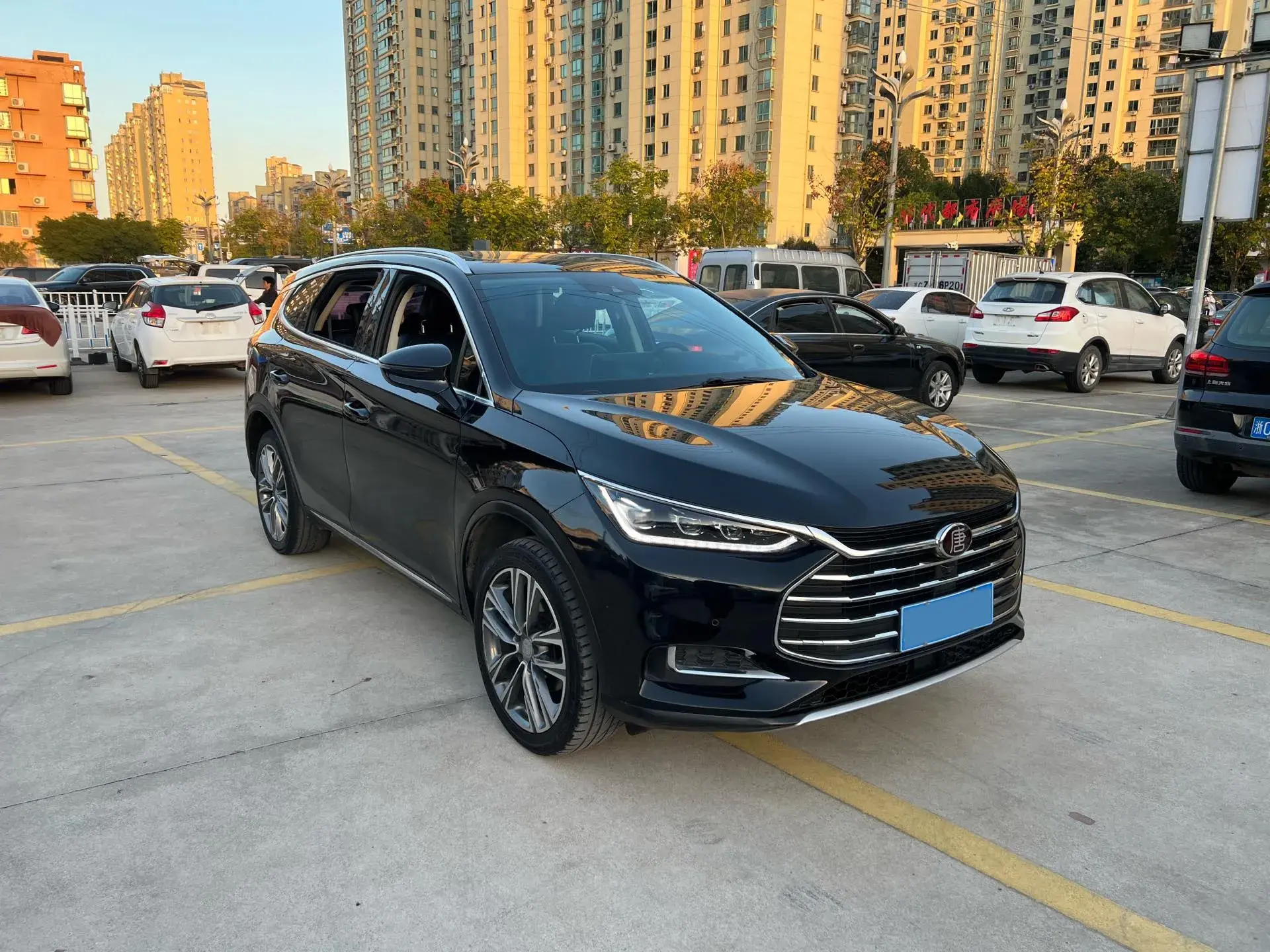 2019 BYD TANG thumbnail 2