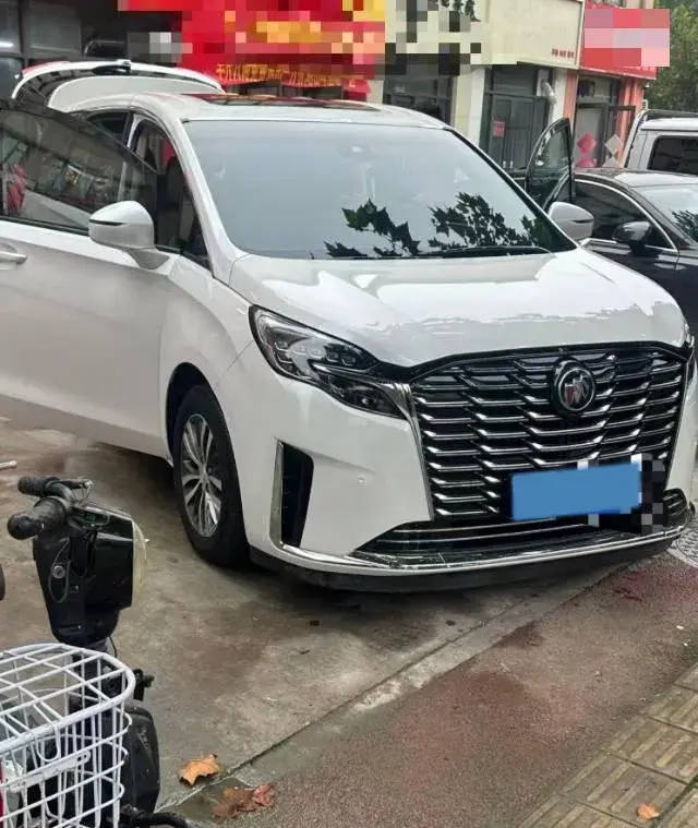 2022 BUICK GL8 thumbnail 3