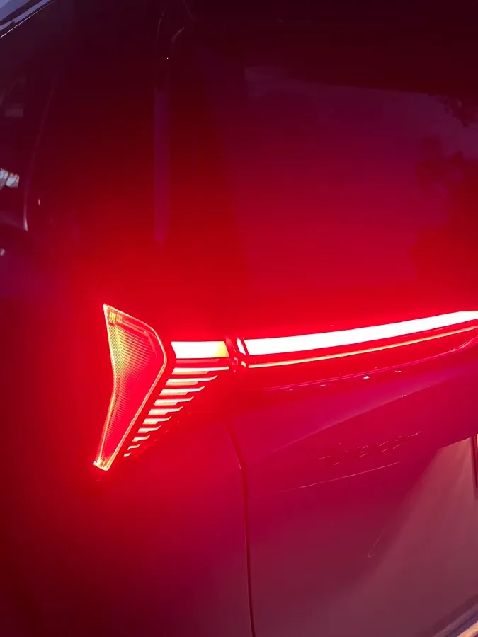 2024 Buick GL8 1.5T 180HP L4 2DHT PHEV 24.4KWH,autocango,china used car exporter,china ev exporter,chinese used car exporter,chinese used ev exporter