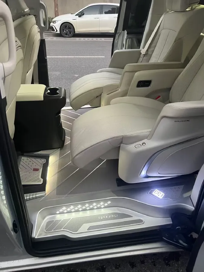 2024 Buick GL8 1.5T 180HP L4 2DHT PHEV 24.4KWH,autocango,china used car exporter,china ev exporter,chinese used car exporter,chinese used ev exporter