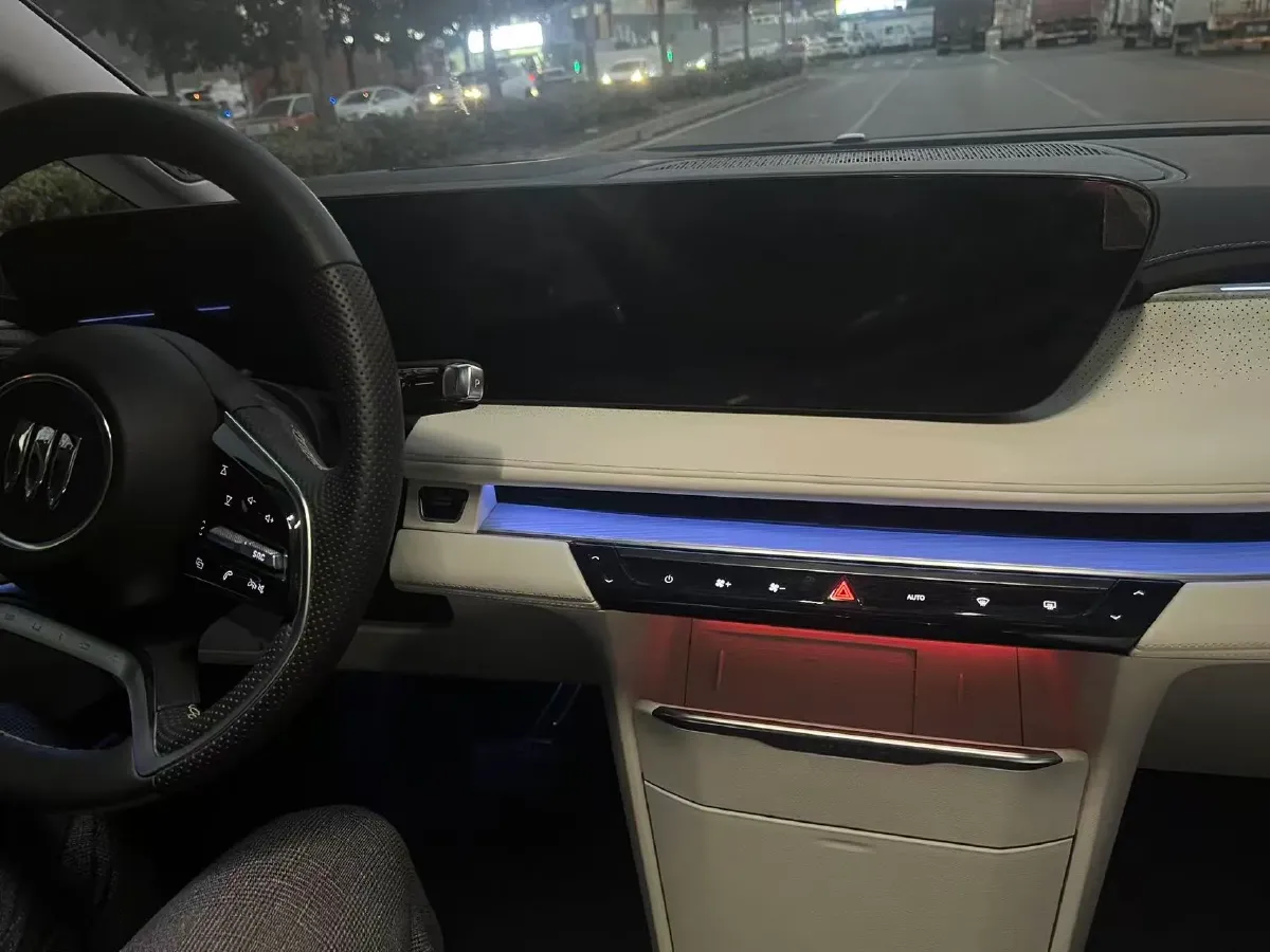 2024 Buick GL8 1.5T 180HP L4 2DHT PHEV 24.4KWH,autocango,china used car exporter,china ev exporter,chinese used car exporter,chinese used ev exporter