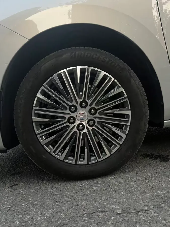 2024 Buick GL8 1.5T 180HP L4 2DHT PHEV 24.4KWH,autocango,china used car exporter,china ev exporter,chinese used car exporter,chinese used ev exporter