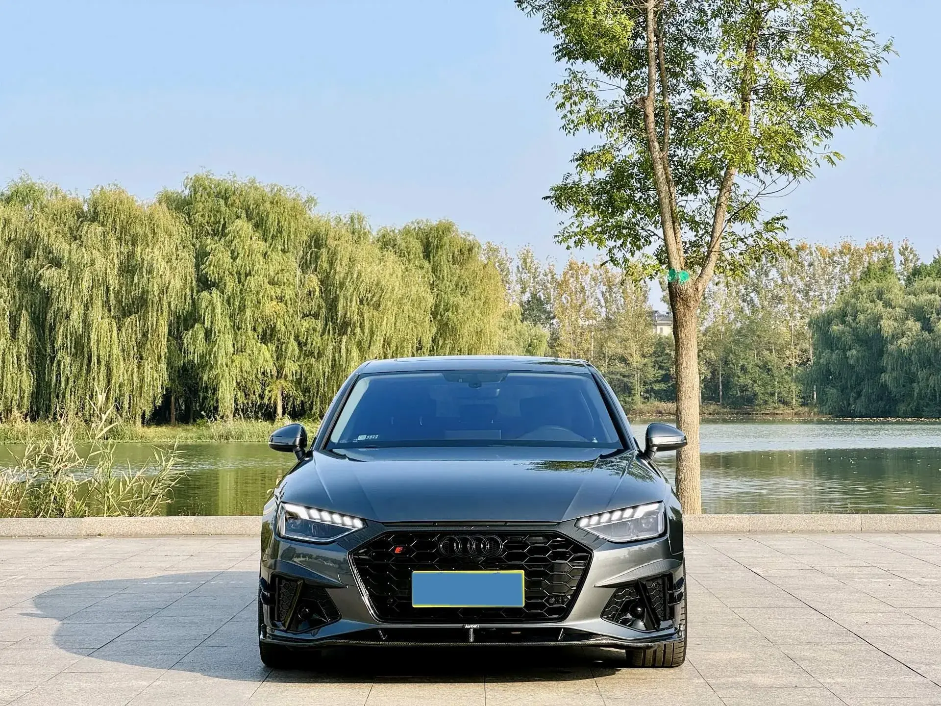 2020 AUDI A4L thumbnail 2