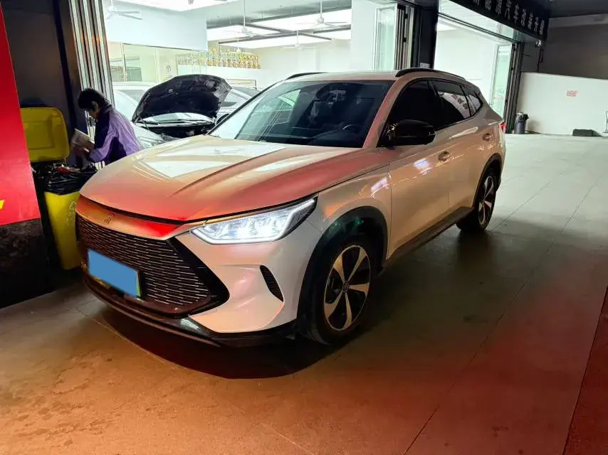 2022 BYD SONG view 1