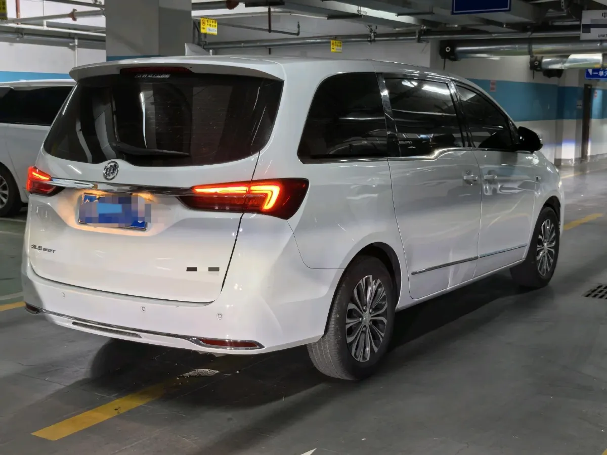 2021 Buick GL8 2.0T 237HP L4 9AT,autocango,china used car exporter,china ev exporter,chinese used car exporter,chinese used ev exporter