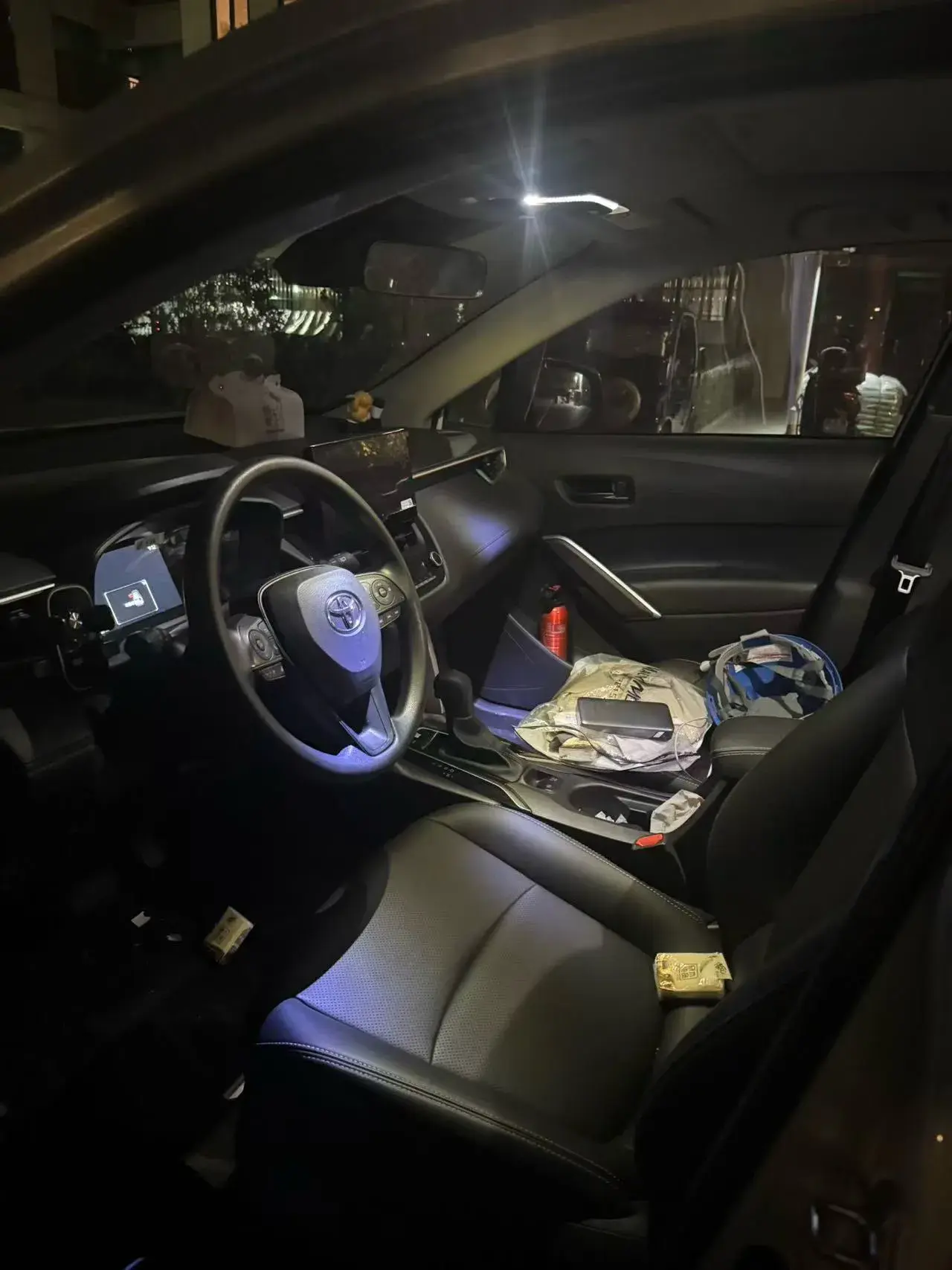 2024 TOYOTA COROLLA thumbnail 4