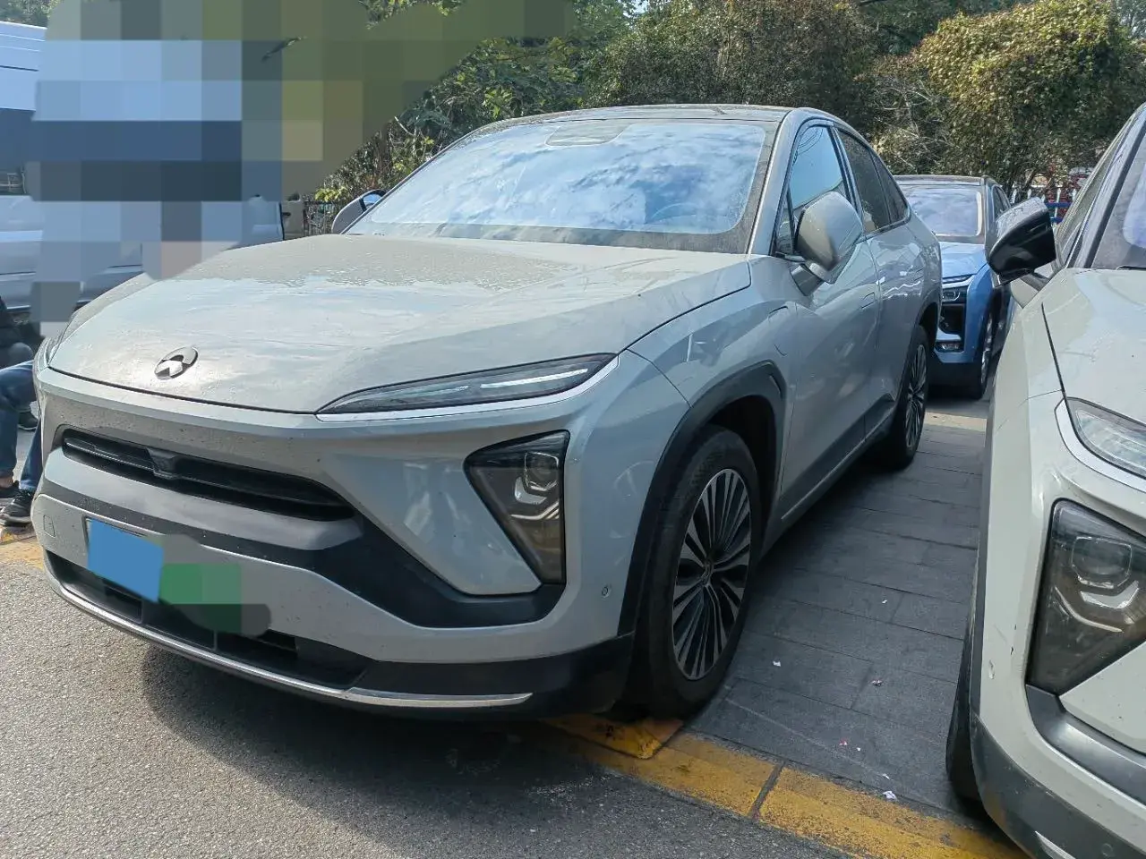 2020 NIO EC6 view 1