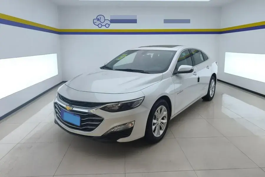 2022 CHEVROLET MALIBU view 1