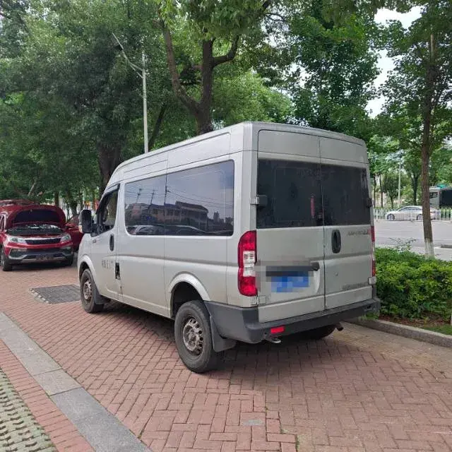 2019 DONGFENG AEOLUS thumbnail 3