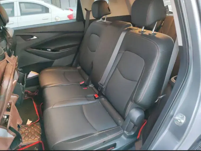 2018 CHEVROLET ORLANDO thumbnail 4