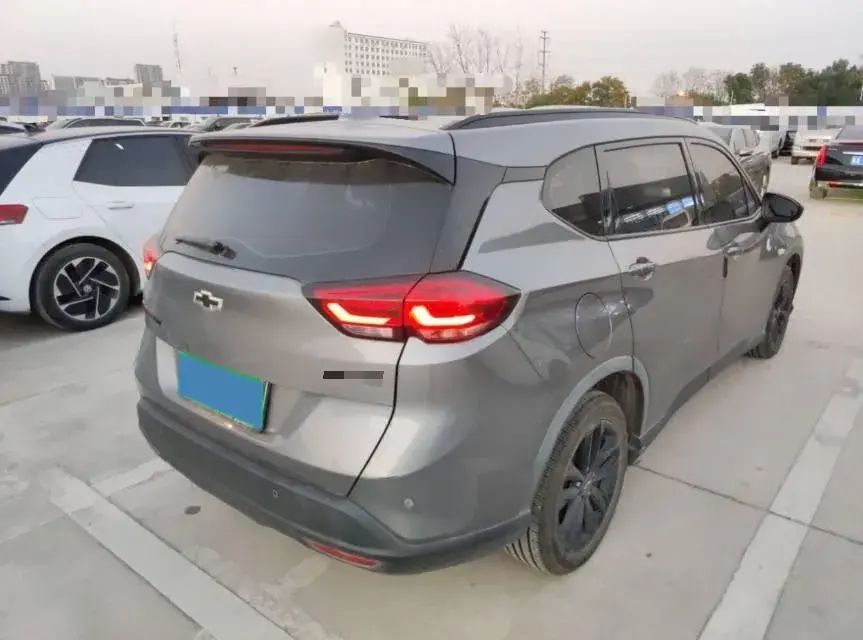 2018 CHEVROLET ORLANDO thumbnail 2