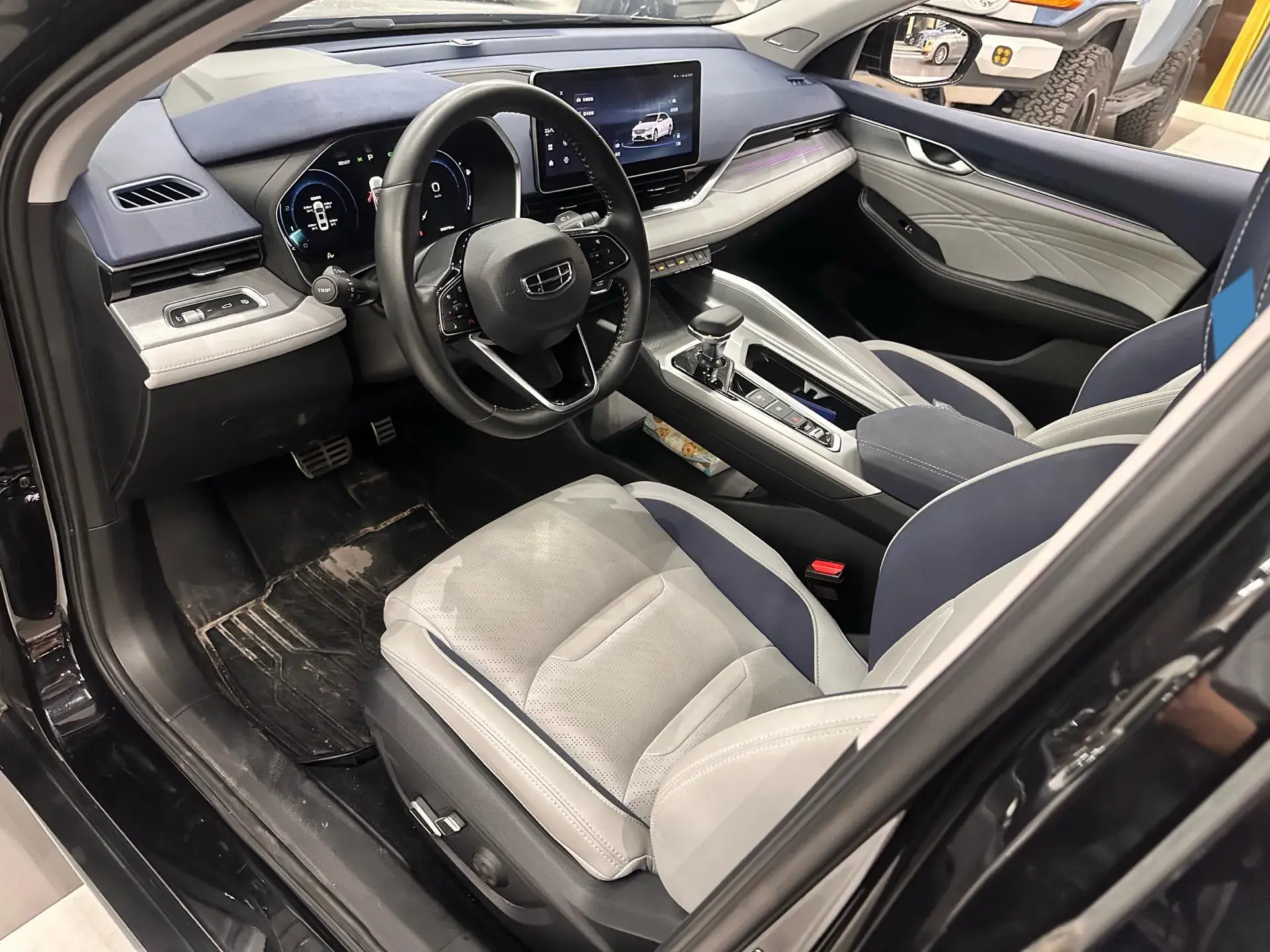 2023 GEELY PREFACE thumbnail 4