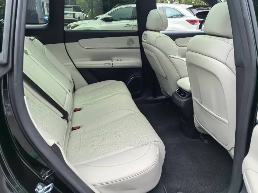 2025 ChangAn QiYuan Q07 1.5L 98HP L4 E-CVT PHEV,autocango,china used car exporter,china ev exporter,chinese used car exporter,chinese used ev exporter