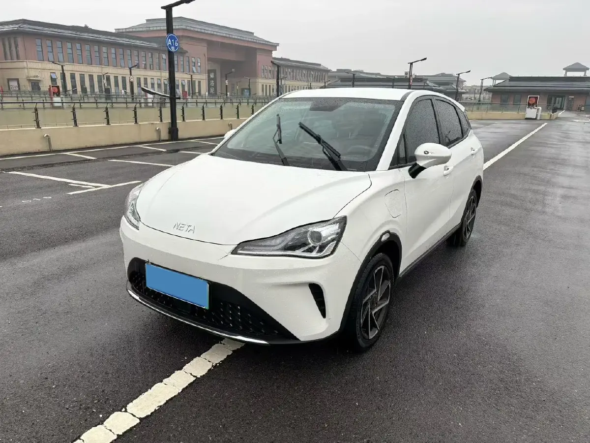 2023 Neta AYA BEV