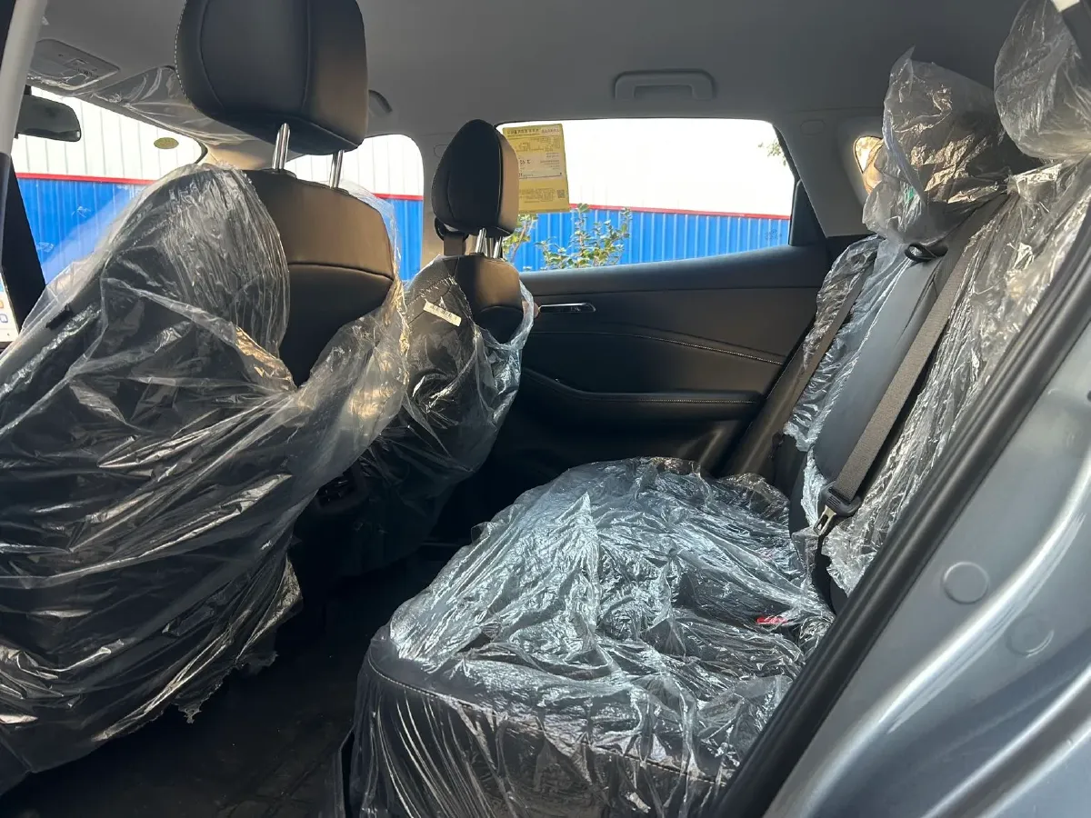 2024 BaoJun Cloud Sea 1.5L 106HP L4 E-CVT PHEV 20.5KWH,autocango,china used car exporter,china ev exporter,chinese used car exporter,chinese used ev exporter