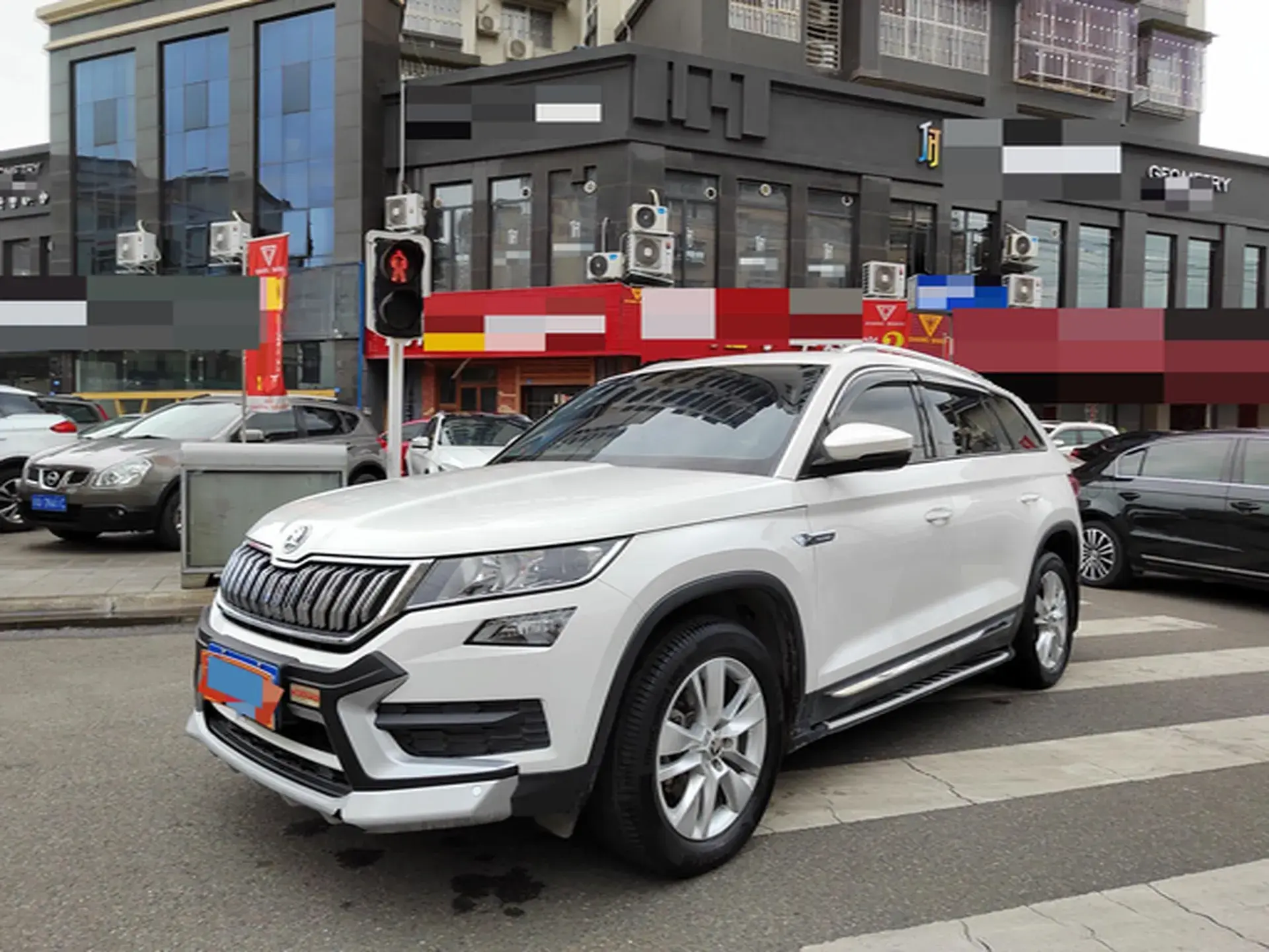 2019 SKODA KODIAK view 1