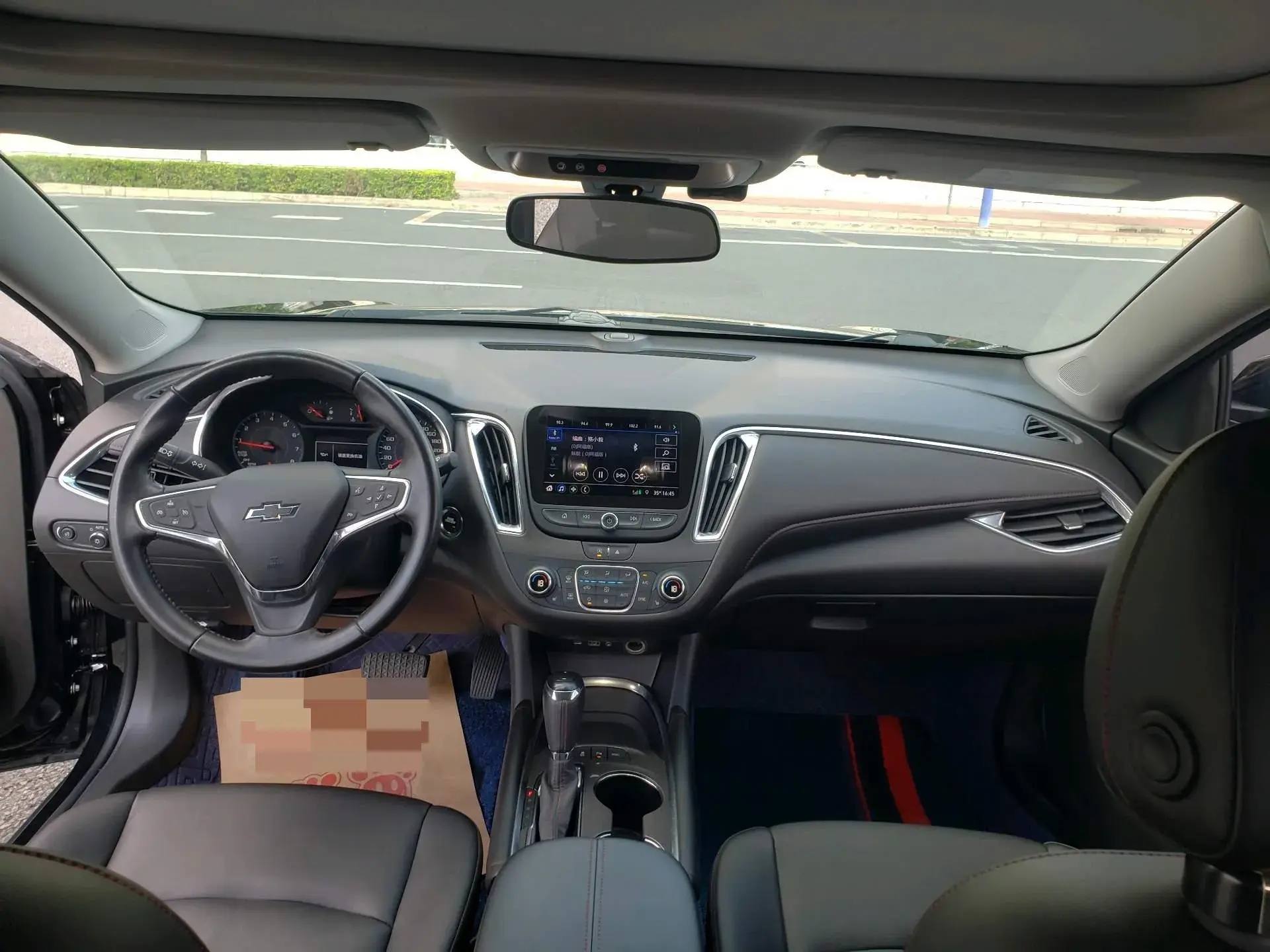 2019 CHEVROLET MALIBU thumbnail 3