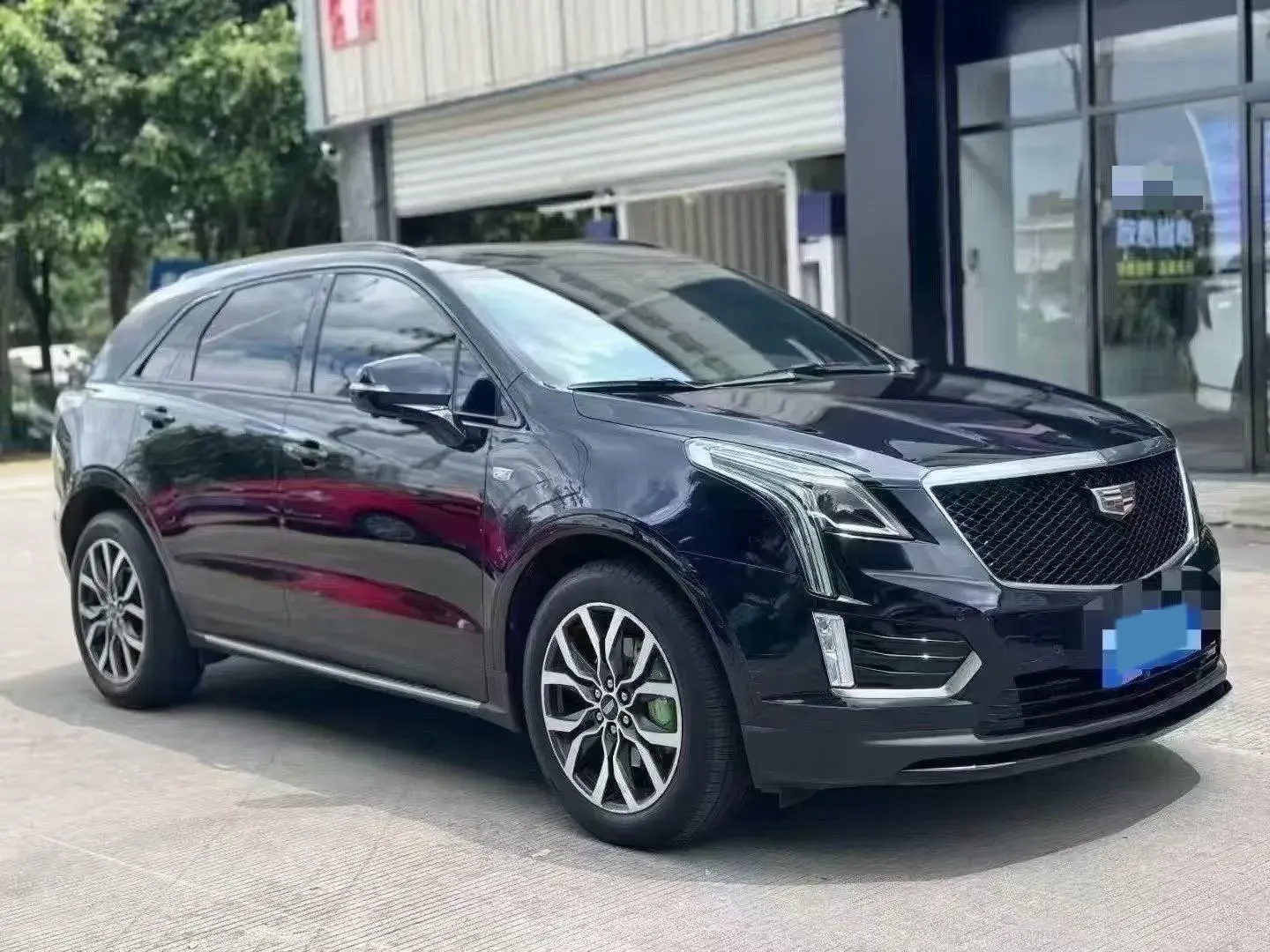 2023 CADILLAC XT5 thumbnail 3