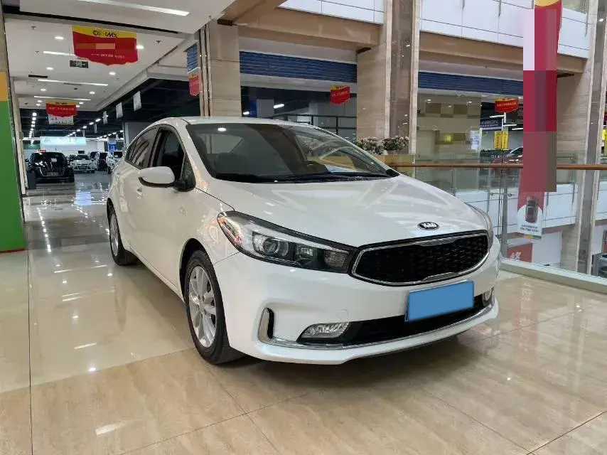 2017 KIA K3 thumbnail 3