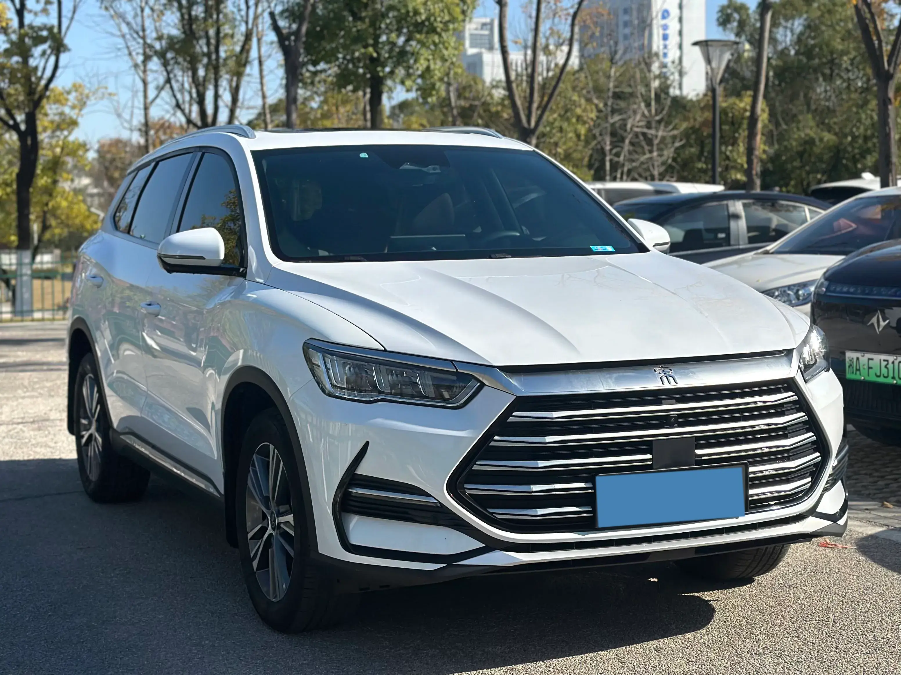 2022 BYD SONG thumbnail 3