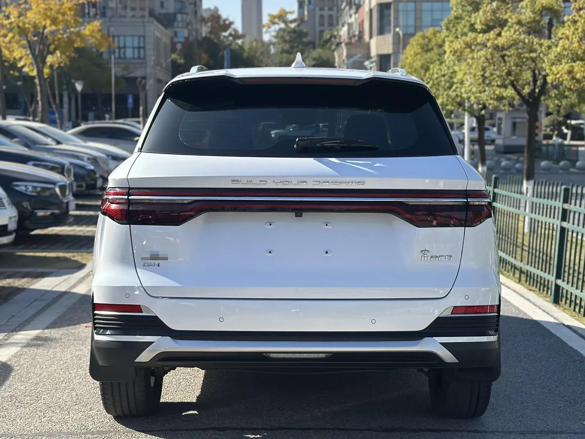 2022 BYD SONG thumbnail 4