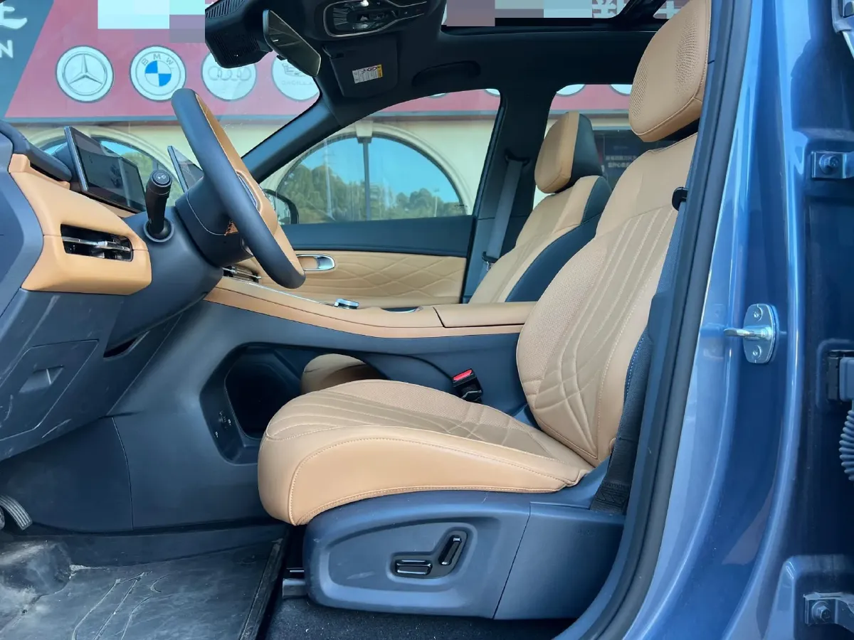 2025 Geely Galaxy Starship 7 1.5L 112HP L4 1DHT PHEV 19.09KWH,autocango,china used car exporter,china ev exporter,chinese used car exporter,chinese used ev exporter