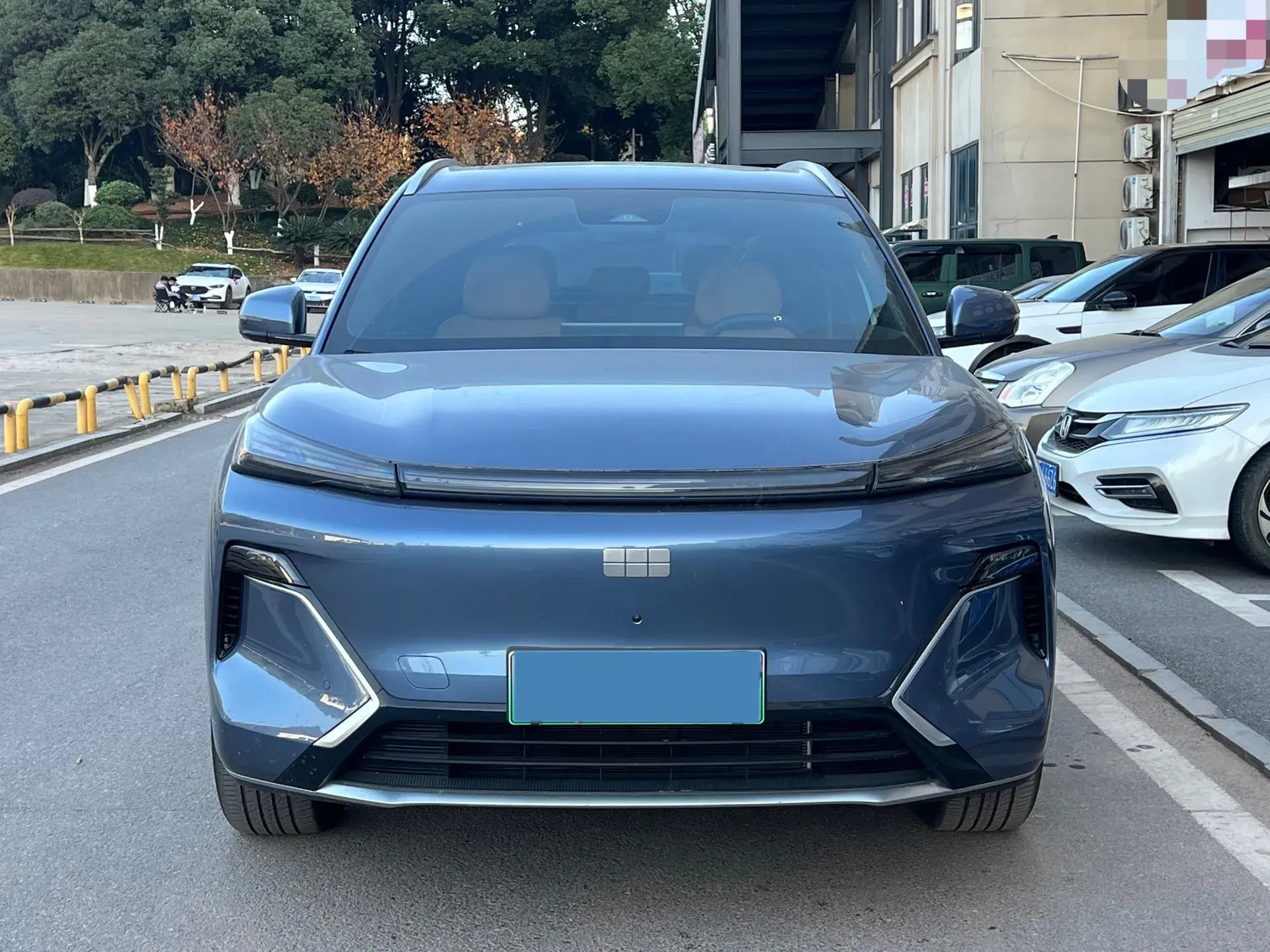 2025 GEELY GALAXY thumbnail 2