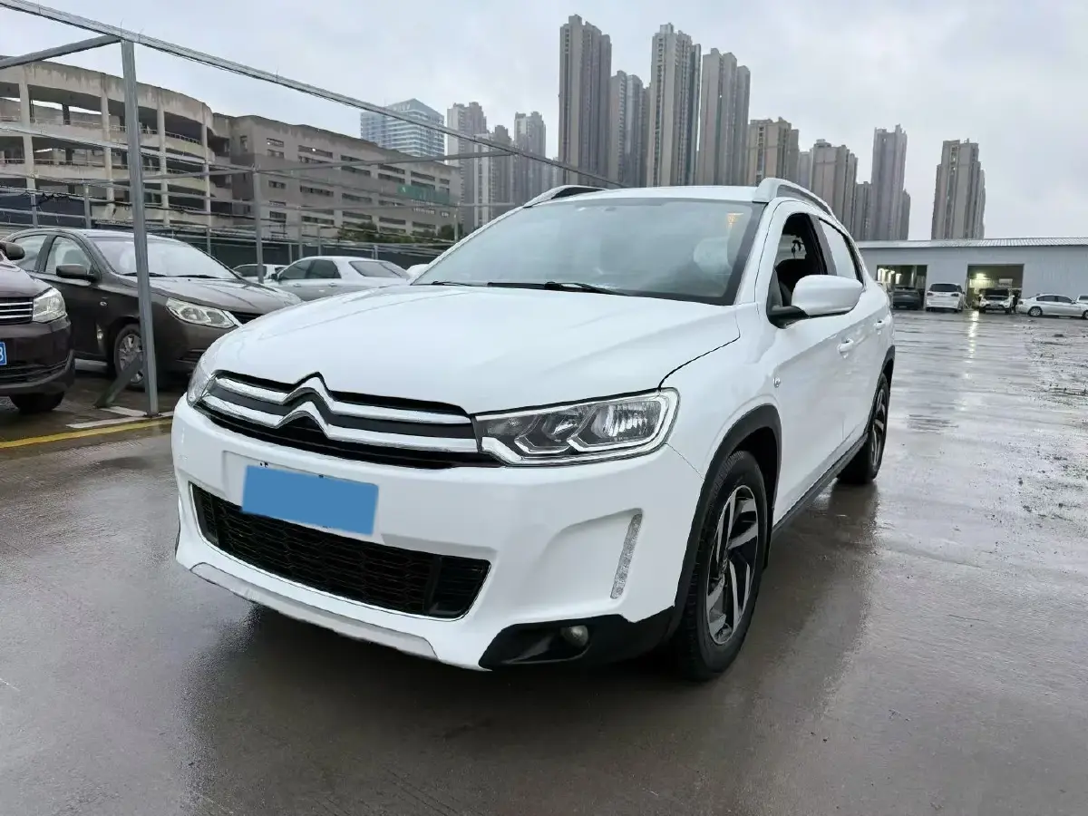 2018 Citroen C3-XR 1.6L 117HP L4 6AT