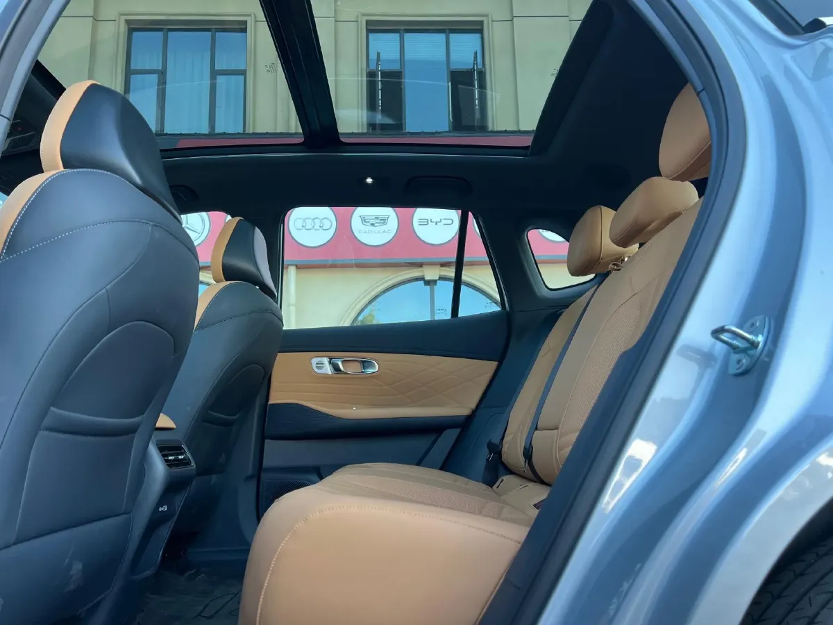 2025 Geely Galaxy Starship 7 1.5L 112HP L4 1DHT PHEV 19.09KWH,autocango,china used car exporter,china ev exporter,chinese used car exporter,chinese used ev exporter