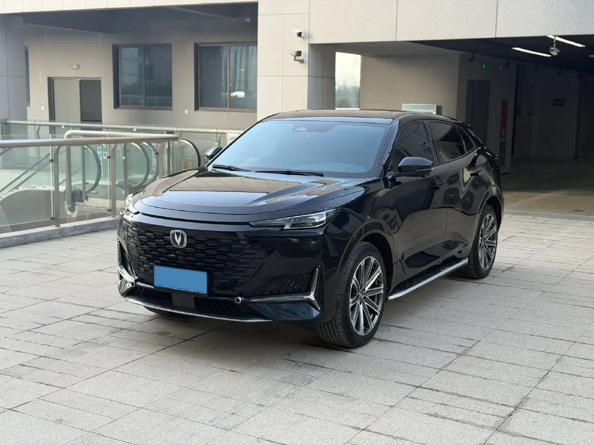 2021 ChangAn UNI-K 2.0T 233HP L4 8AT