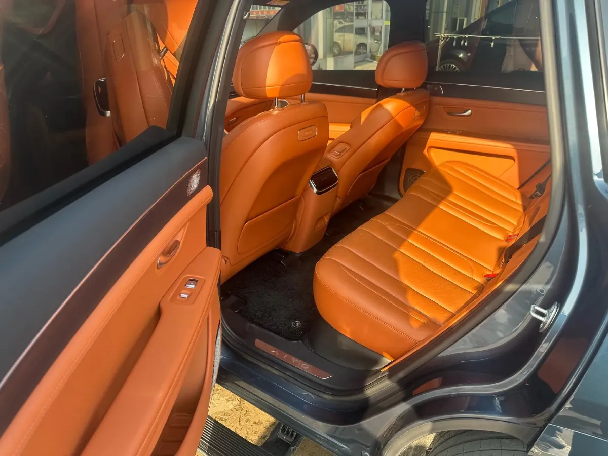 2024 HIMA AITO M7 1.5T 152HP L4 REEV 42KWH,autocango,china used car exporter,china ev exporter,chinese used car exporter,chinese used ev exporter