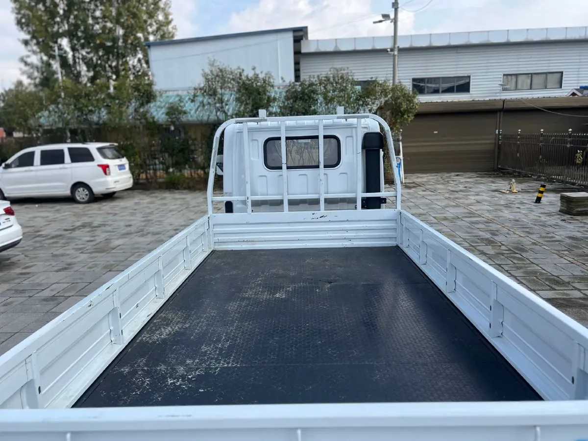 2023 DongFeng DFSK D71 1.6L 122HP L4 5MT,autocango,china used car exporter,china ev exporter,chinese used car exporter,chinese used ev exporter