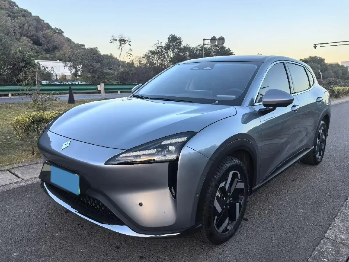 2024 BaoJun Cloud Sea BEV 56.7KWH,autocango,china used car exporter,china ev exporter,chinese used car exporter,chinese used ev exporter