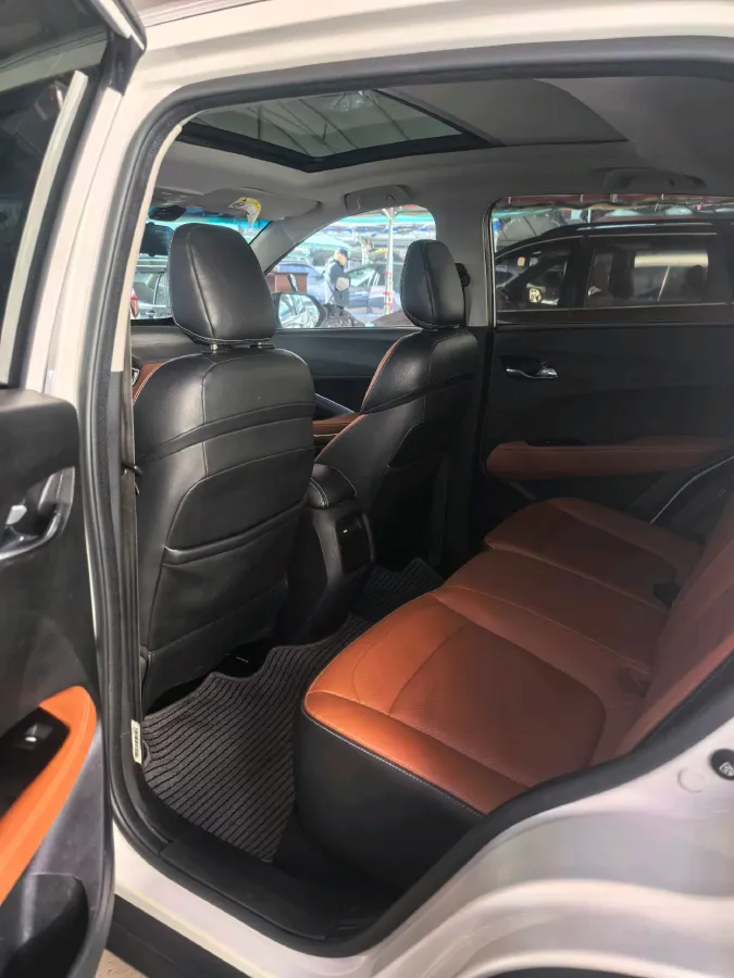 2018 Bestune B30 1.6L 109HP L4 5MT,autocango,china used car exporter,china ev exporter,chinese used car exporter,chinese used ev exporter