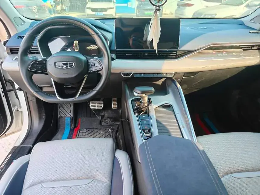 2020 GEELY BINRAY thumbnail 3