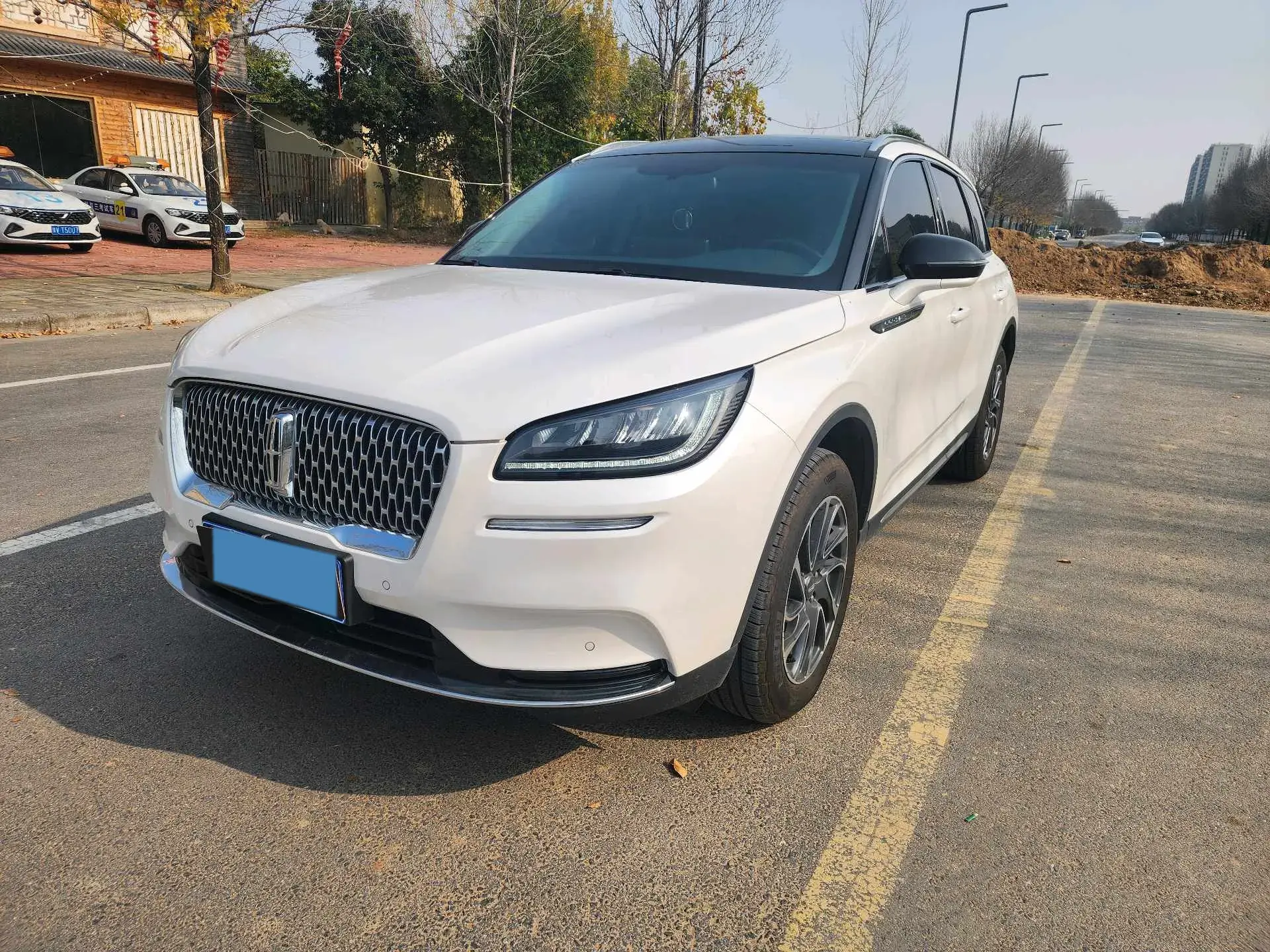 2022 LINCOLN CORSAIR view 1