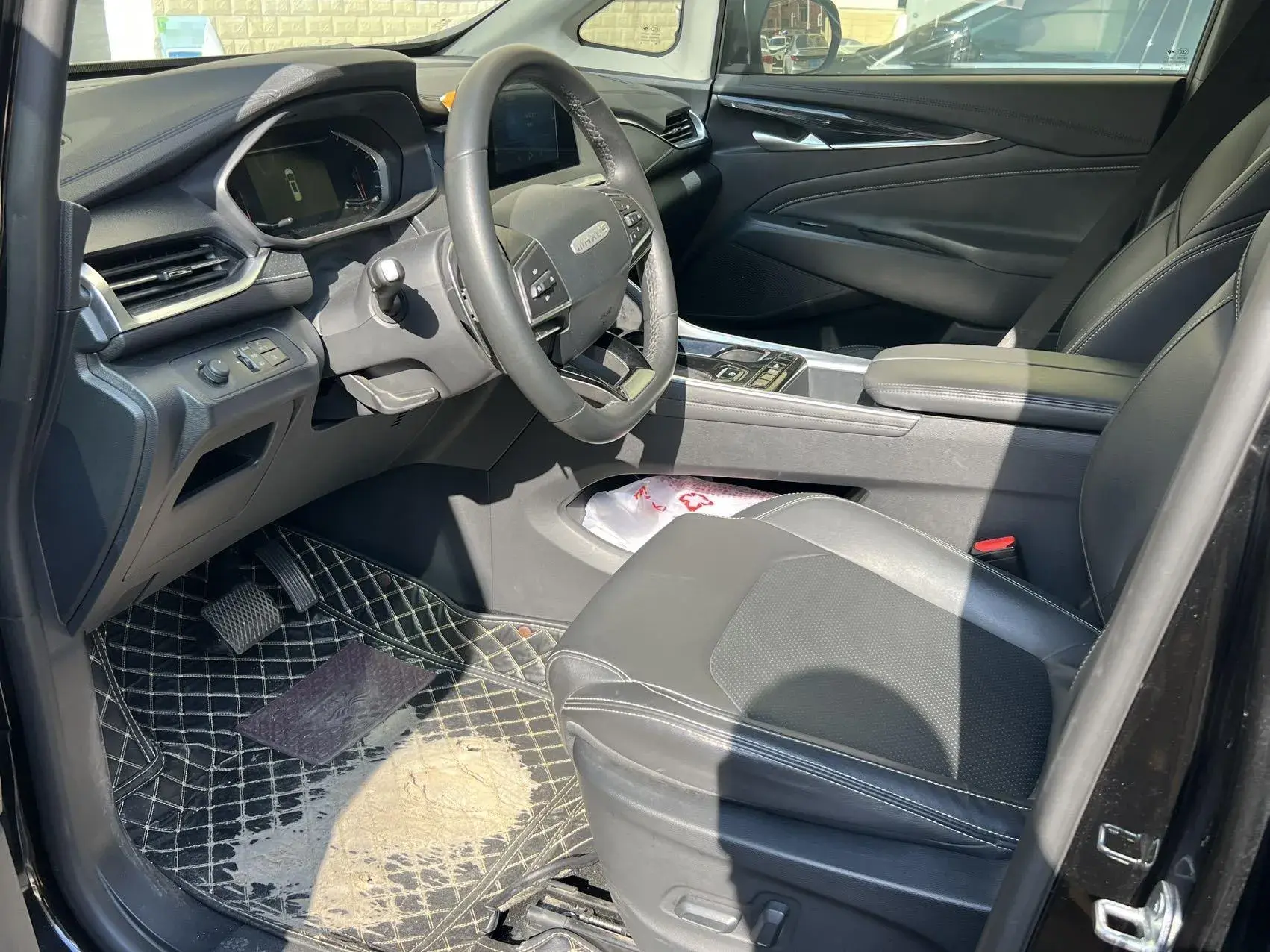 2023 MAXUS G50 thumbnail 2