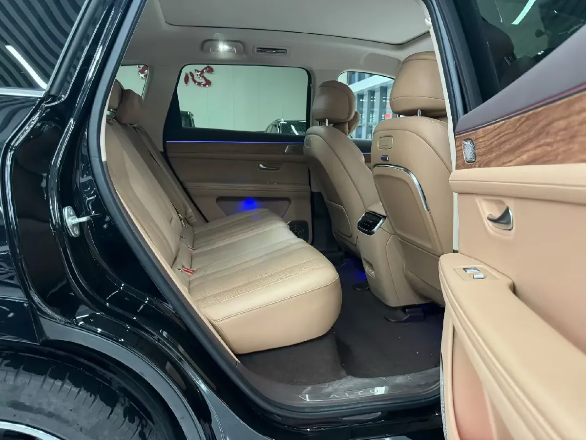 2024 HIMA AITO M7 1.5T 152HP L4 REEV 42KWH,autocango,china used car exporter,china ev exporter,chinese used car exporter,chinese used ev exporter