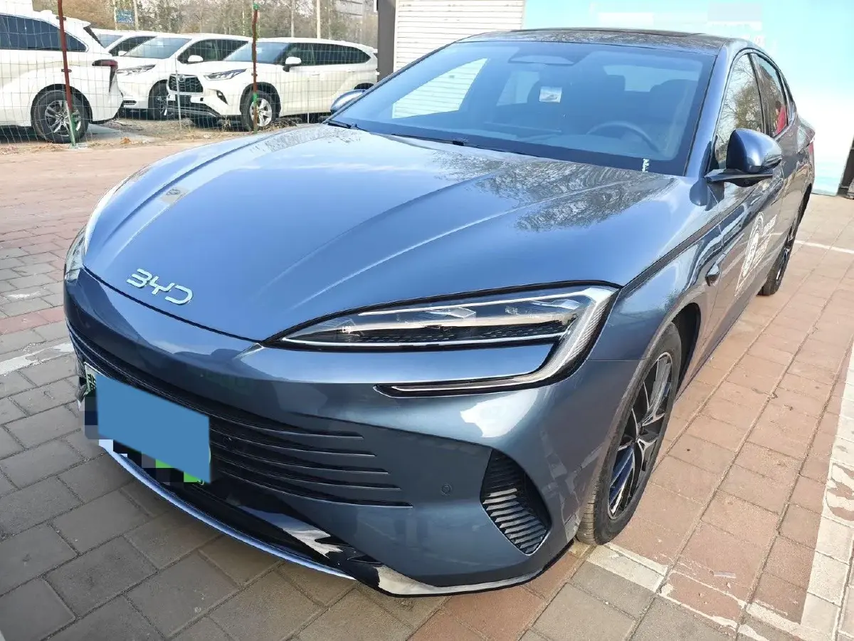 2025 BYD Seal07 DM-i 1.5L 101HP L4 E-CVT PHEV 17.6KWH
