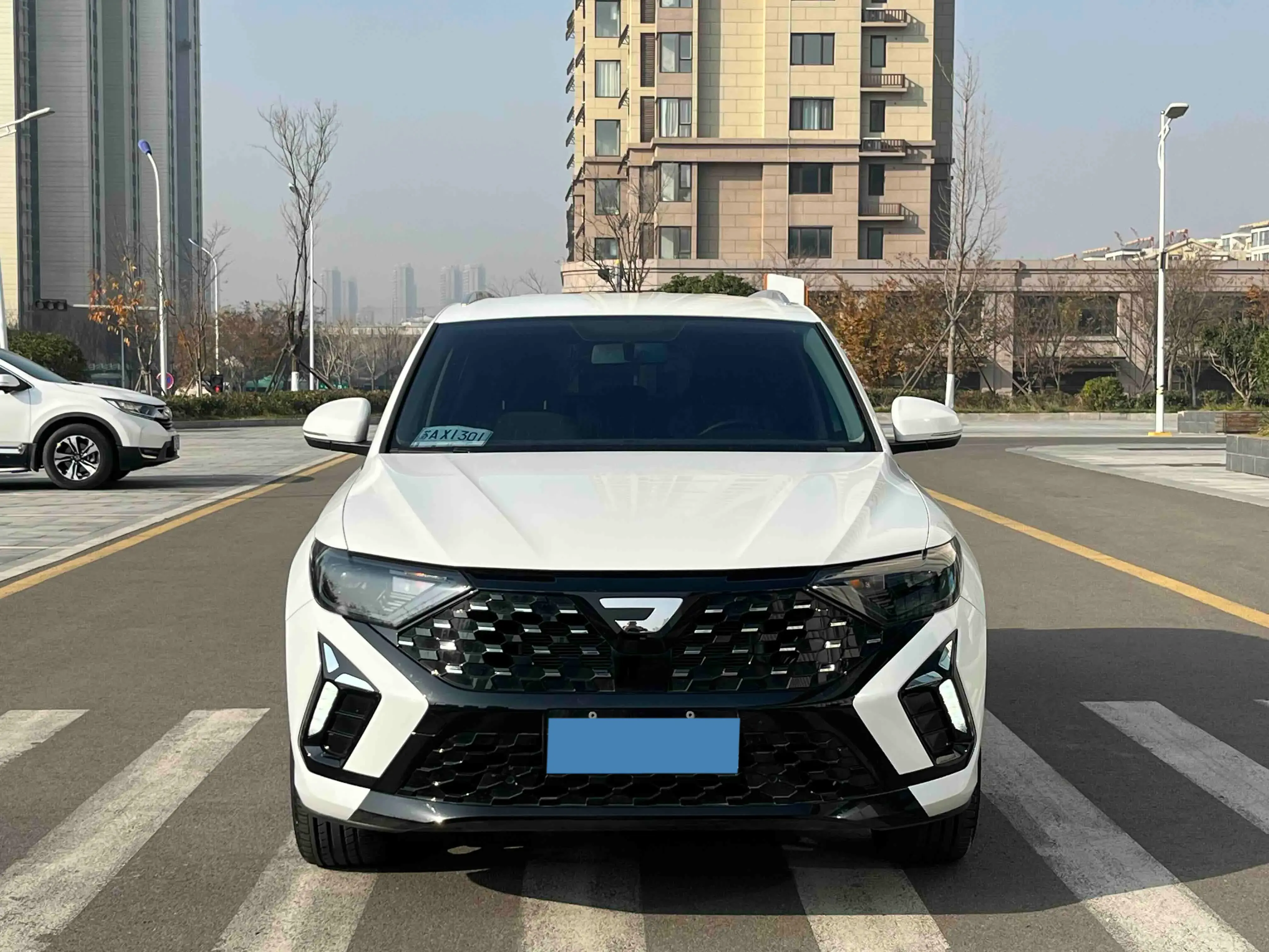 2023 JETTA VS5 thumbnail 2