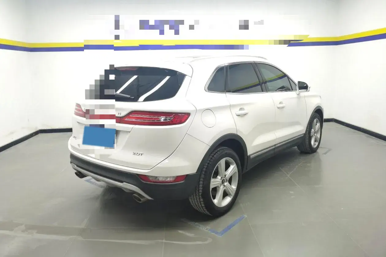 2017 LINCOLN MKC thumbnail 2