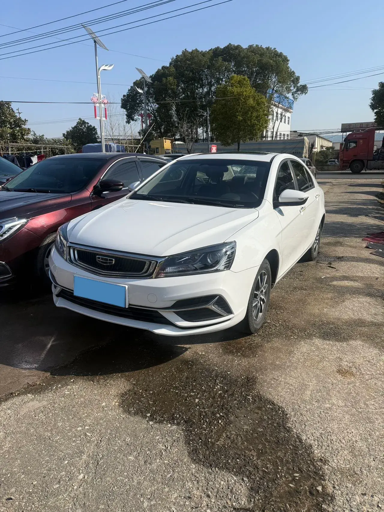 2019 GEELY EMGRAND thumbnail 2