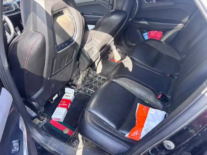 2019 LYNK&CO 03 thumbnail 4